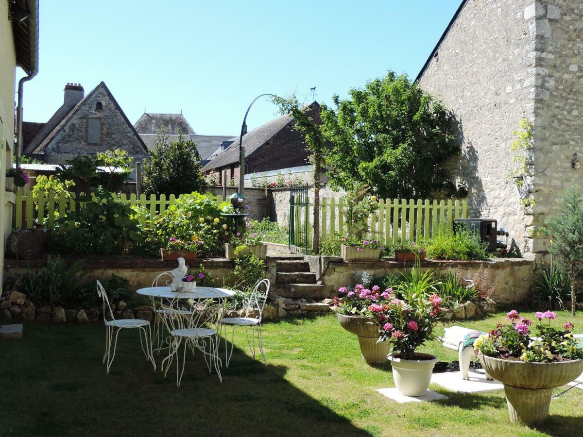 Sees Chez Vous Bed & Breakfast Exterior foto